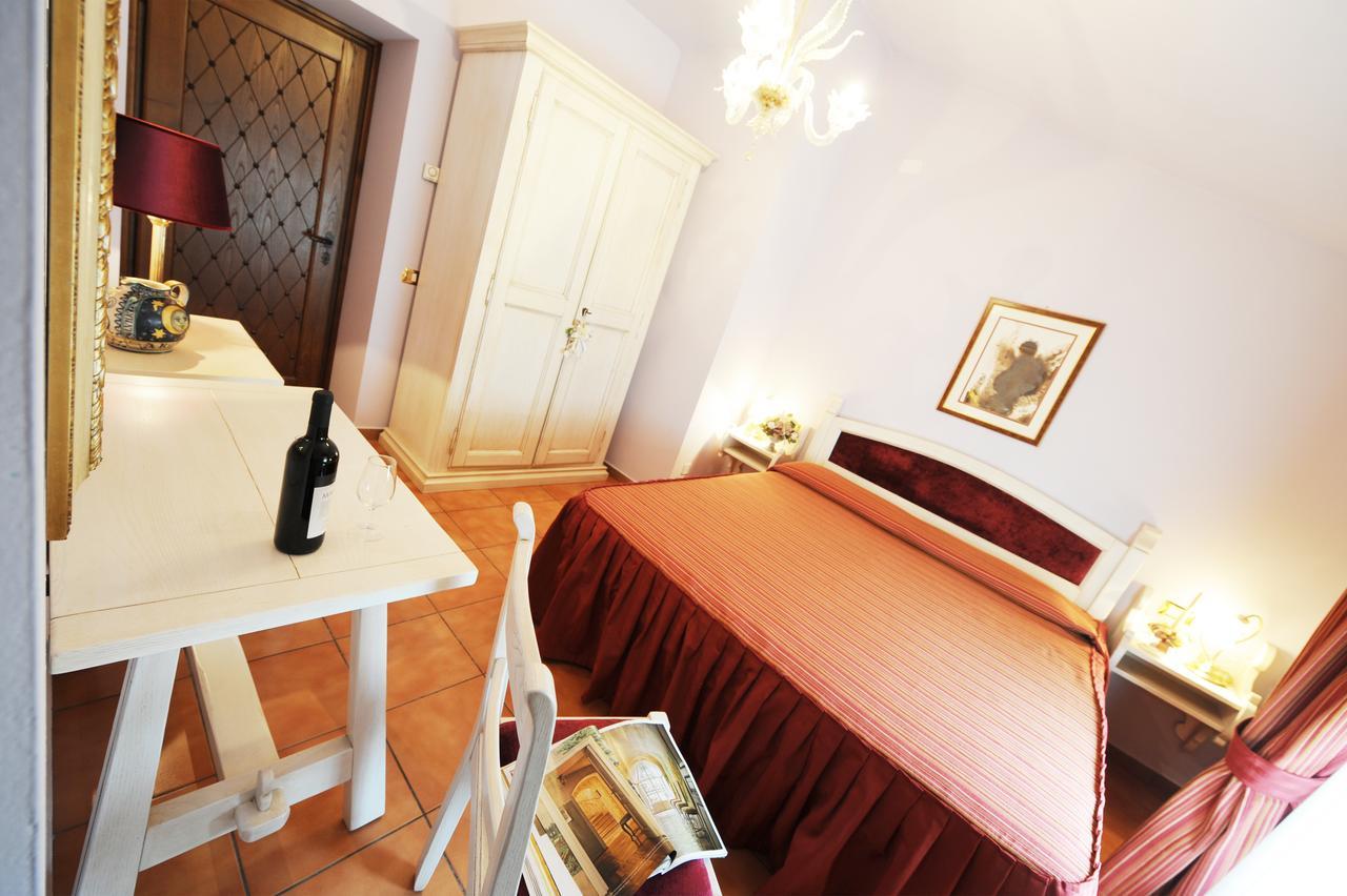 Antica Locanda San Leonardo 1554 Ghivizzano Bagian luar foto