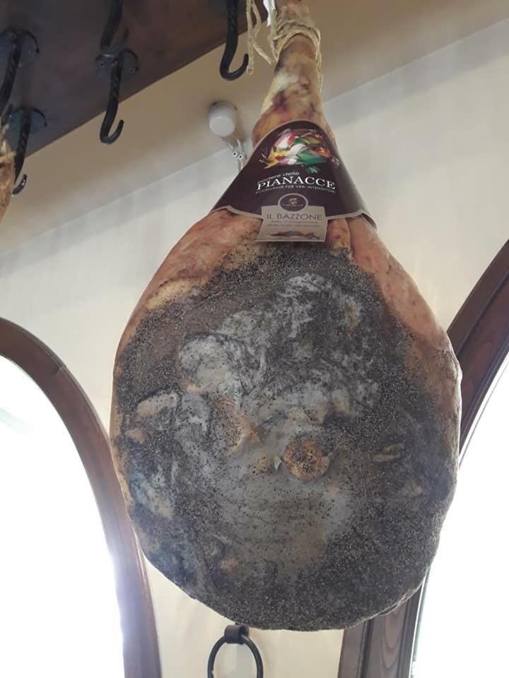 Antica Locanda San Leonardo 1554 Ghivizzano Bagian luar foto